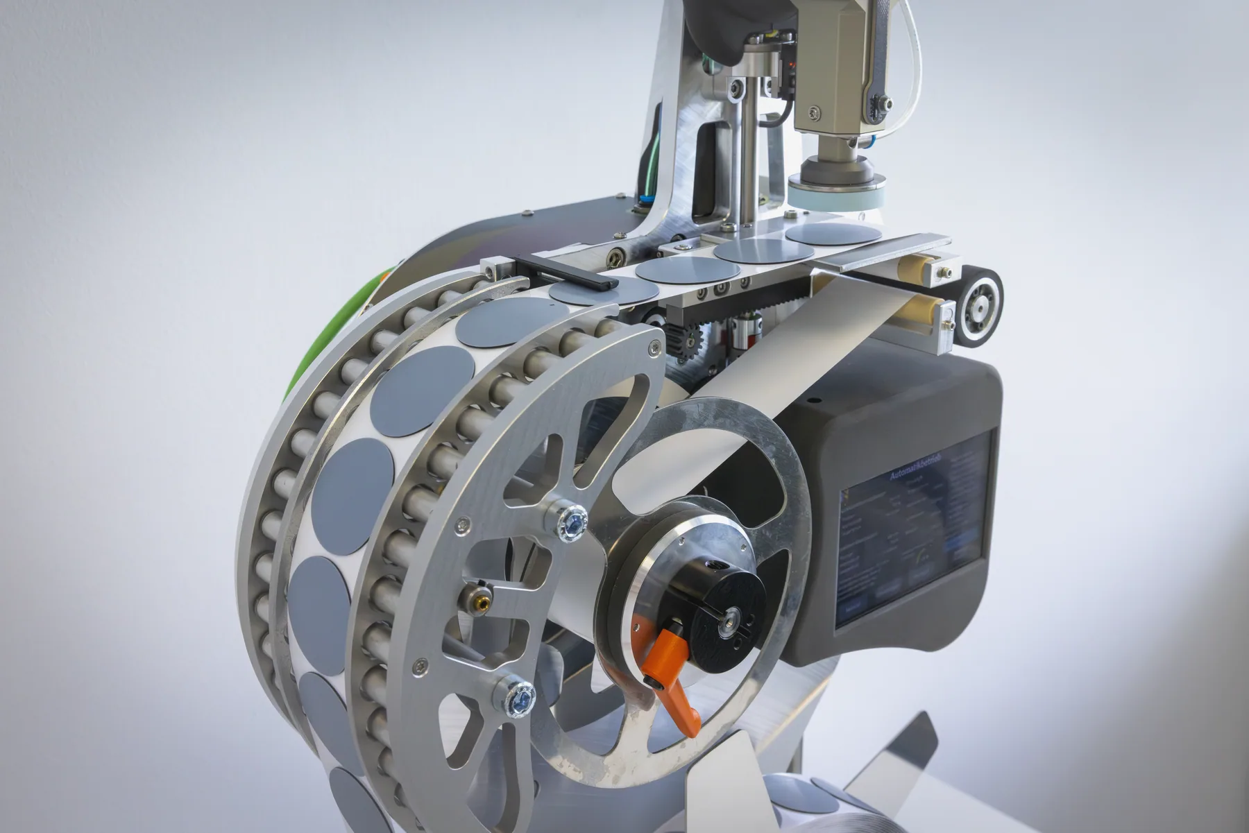 Material feed of the i-DCA system